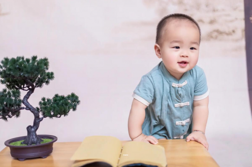 广州代怀试管生子宝宝5天没大便光放屁