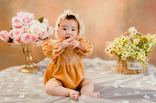 广州代怀试管生子宝宝喉咙长泡发烧