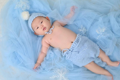 广州代怀试管生子八个月宝宝发型